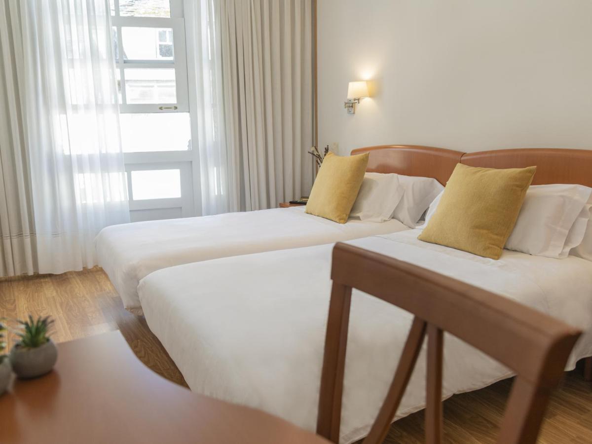 Hostal Alba Луго Екстериор снимка