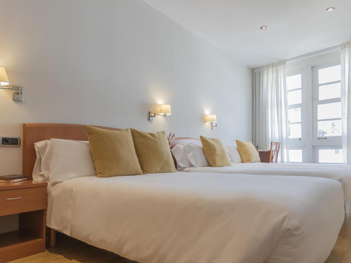 Hostal Alba Луго Екстериор снимка