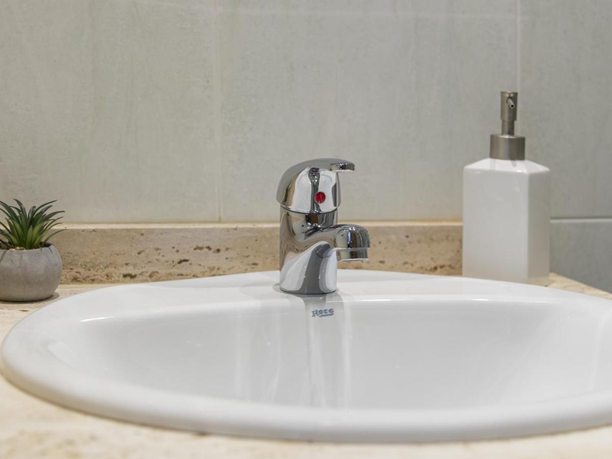 Hostal Alba Луго Екстериор снимка
